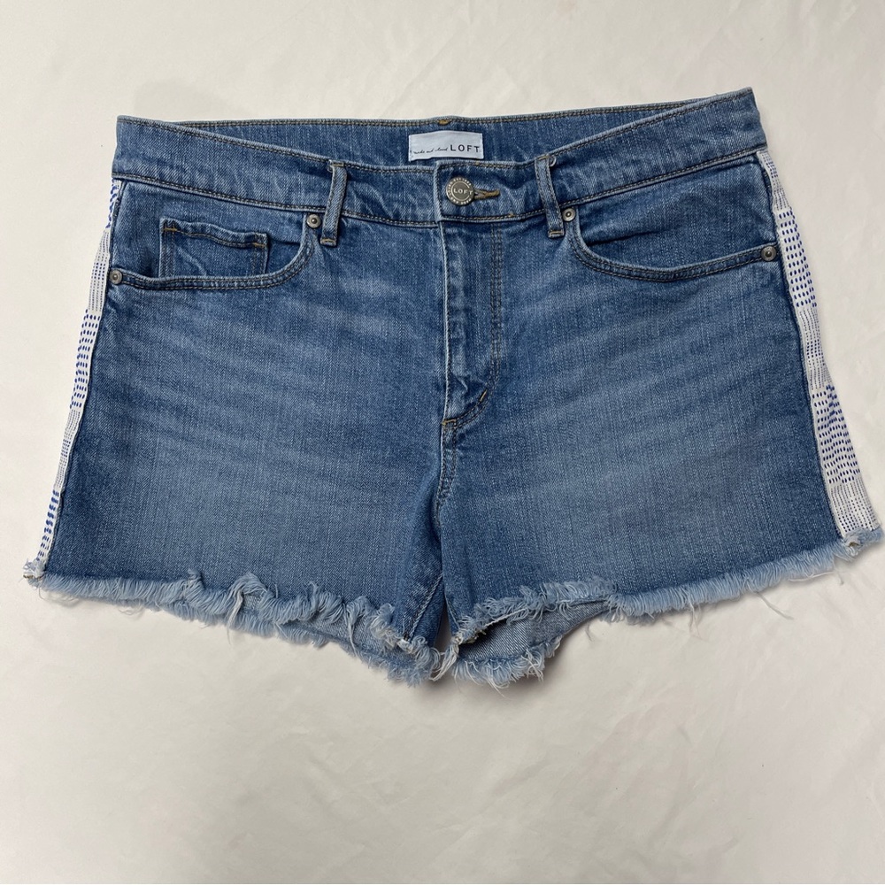The loft ladies denim shorts, size 29/8